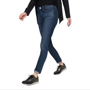 Athleta Sculptek Skinny Dark Wash Jeans Size 2P